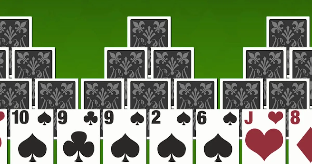 TriPeaks Solitaire